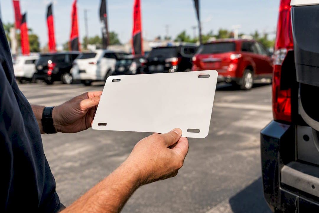 Rhode Island Temporary Plates: Who Qualifies and How to Apply