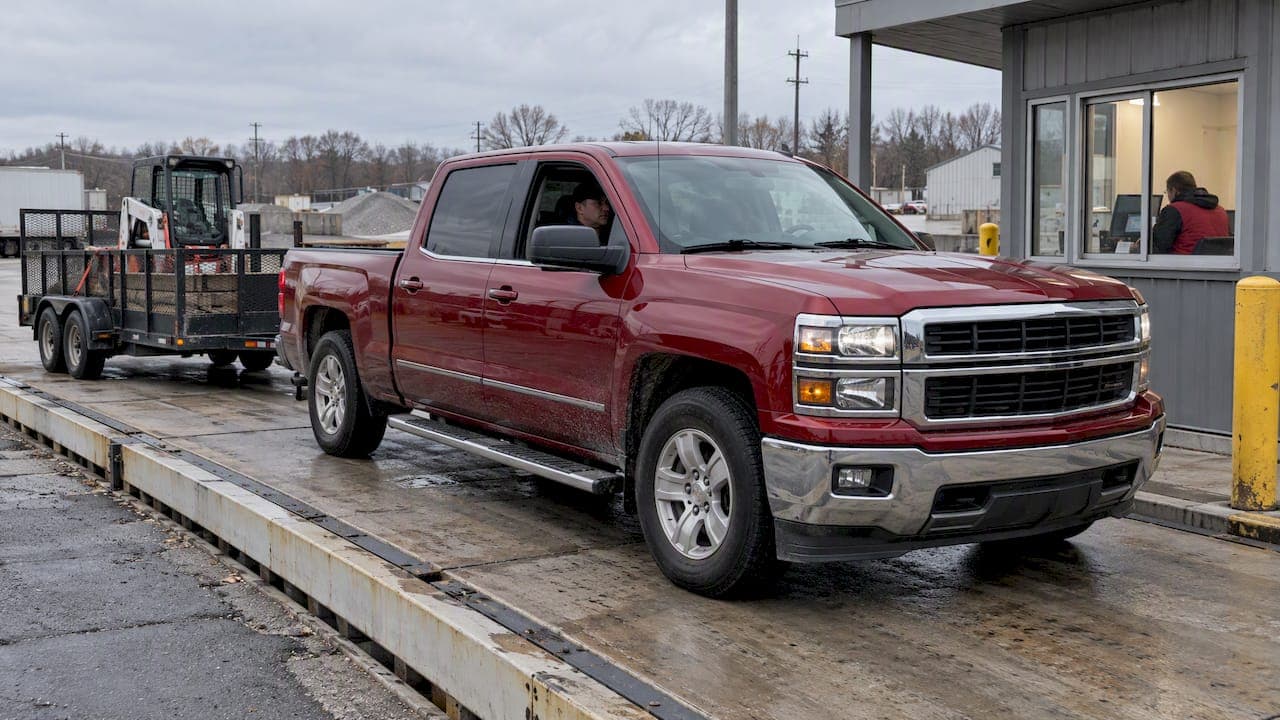 80% GCWR: Payload vs Towing Math for Used Truck and SUV Buyers